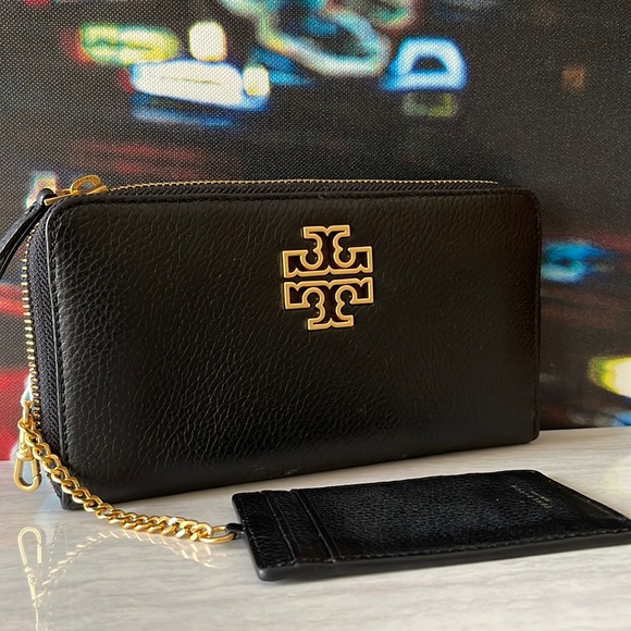 Tory Burch Women's Britten Zip Continental Wallet (Black) - Picture 1 of 9